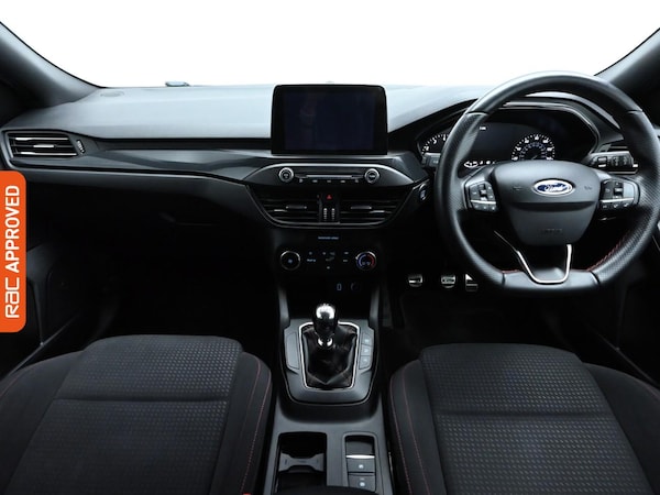 Used Ford Focus 2019 for sale - 76206886: Photo 2