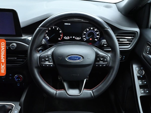 Used Ford Focus 2019 for sale - 76206886: Photo 9
