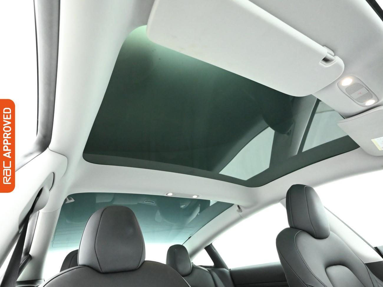 Used Tesla Model 3 2021 for sale - 76535351: Photo 3