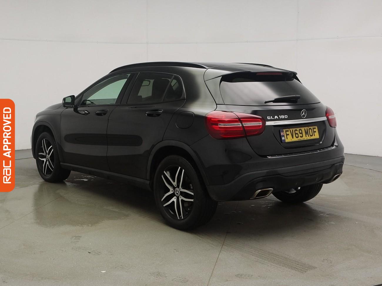 Used Mercedes-Benz GLA 2019 for sale - 76782887: Photo 4