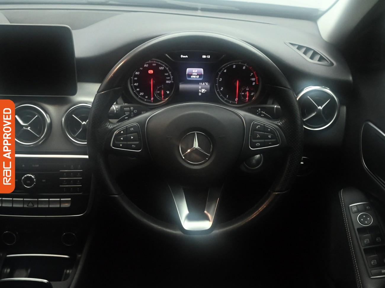 Used Mercedes-Benz GLA 2019 for sale - 76782887: Photo 9