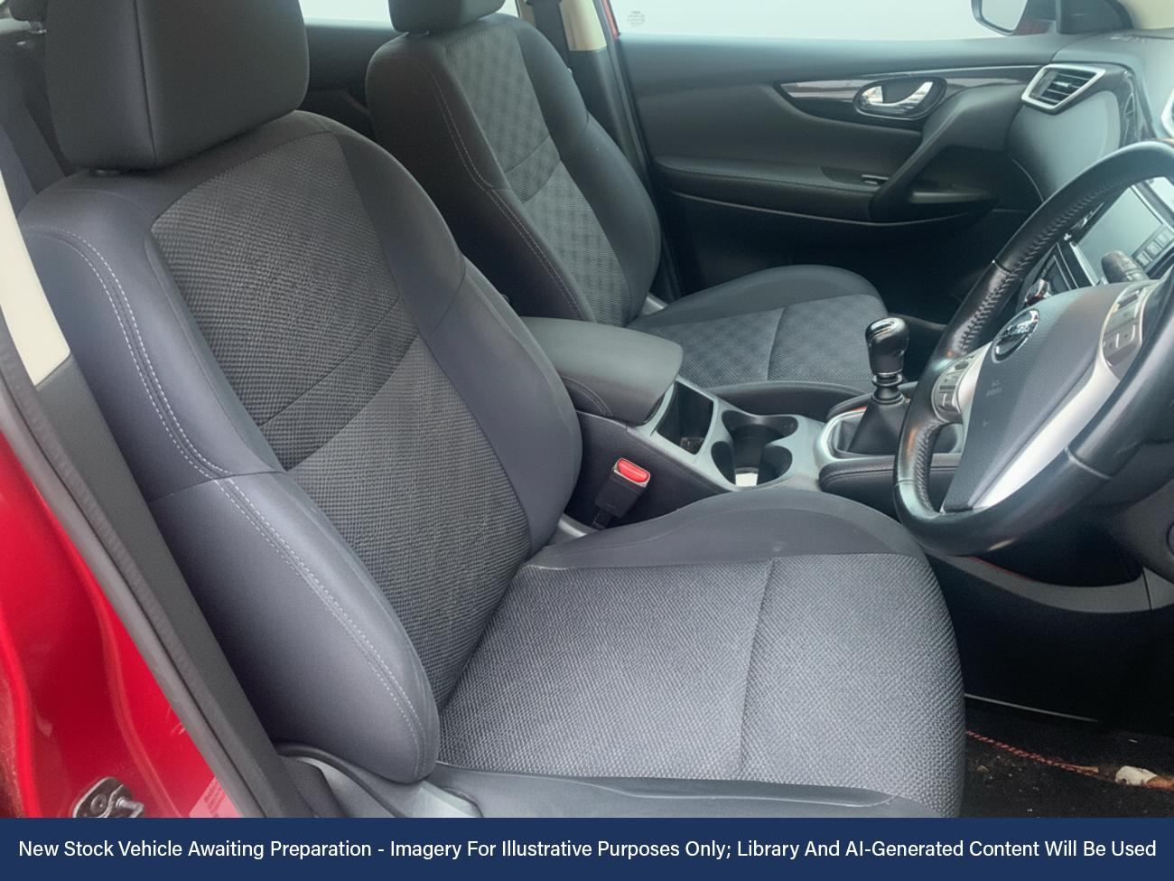 Used Nissan Qashqai 2015 for sale - 76641803: Photo 3