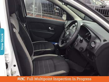 Used Dacia Sandero Stepway 2018 for sale - 75555610: Photo