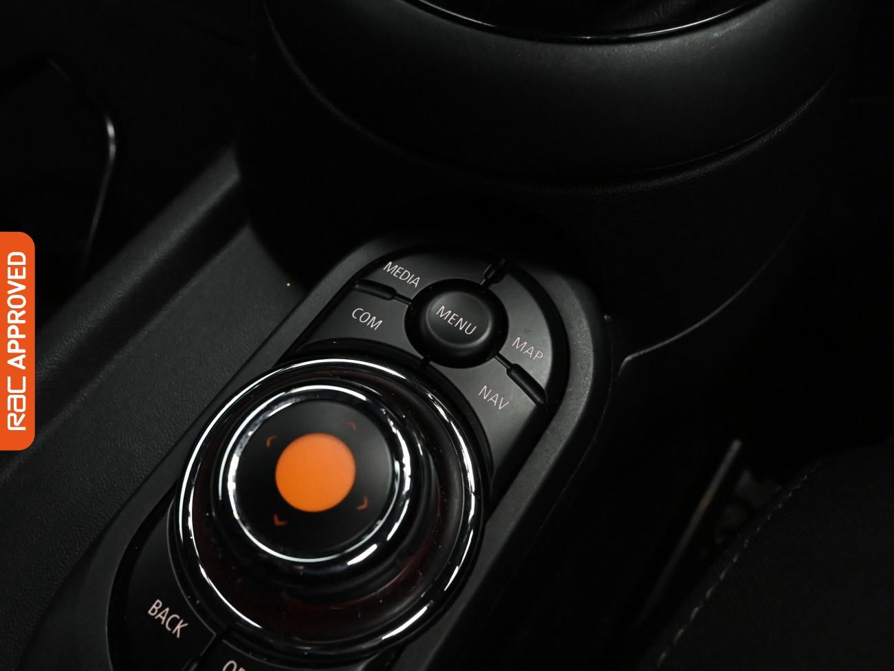 Used MINI Hatch 2019 for sale - 76610866: Photo 15