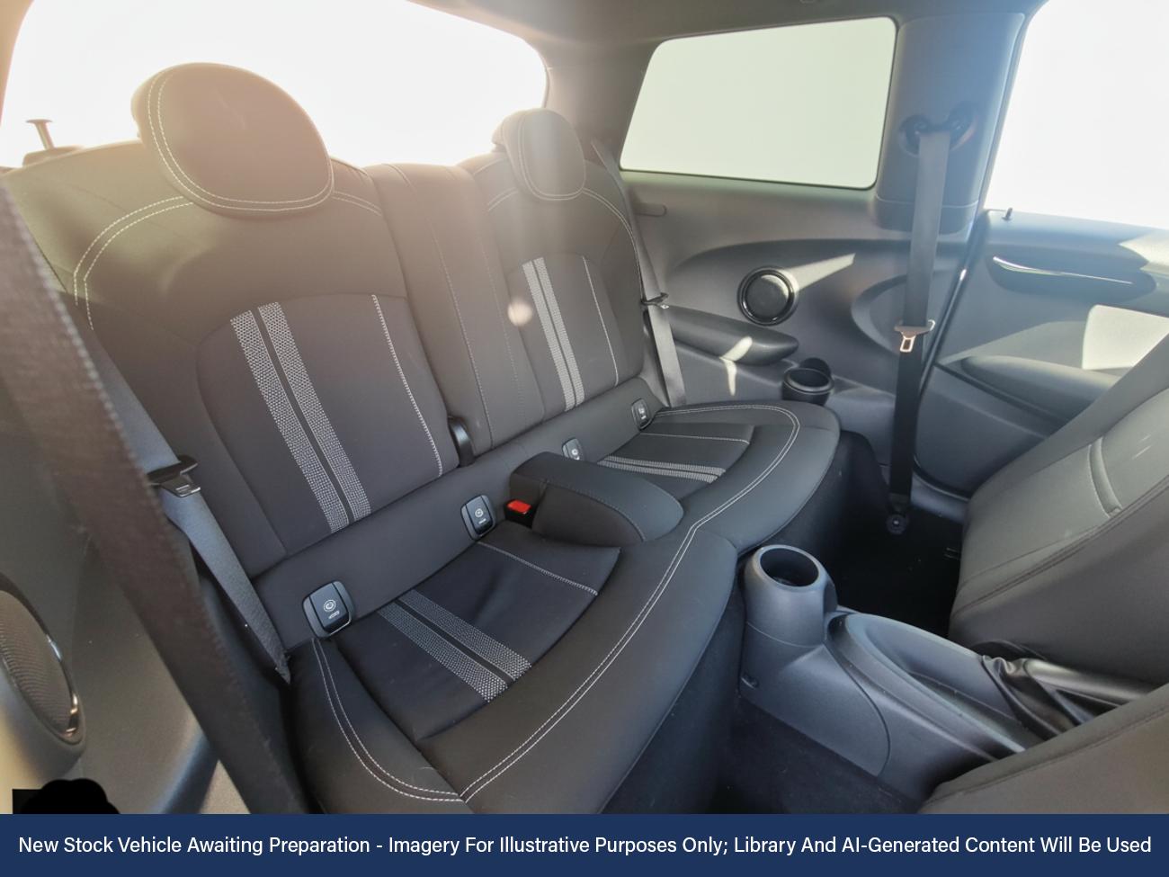 Used MINI Hatch 2019 for sale - 76610866: Photo 4