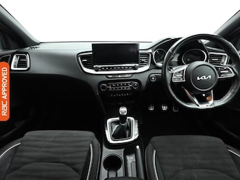 Used Kia Ceed 2022 for sale - 76919318: Photo