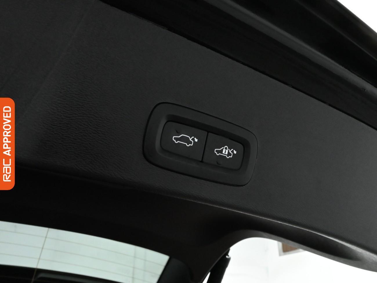 Used Volvo XC40 2022 for sale - 77571093: Photo 30