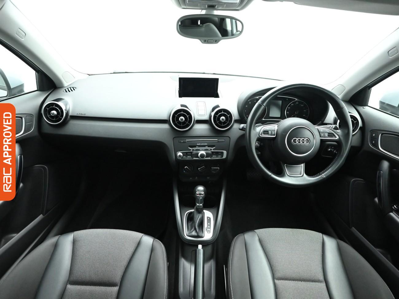 Used Audi A1 2015 for sale - 76774658: Photo 2