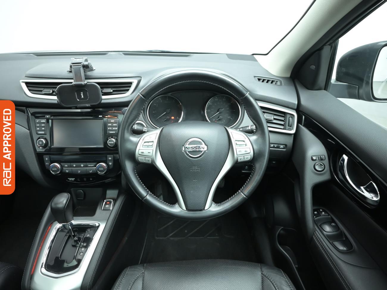 Used Nissan Qashqai 2017 for sale - 77321839: Photo 9