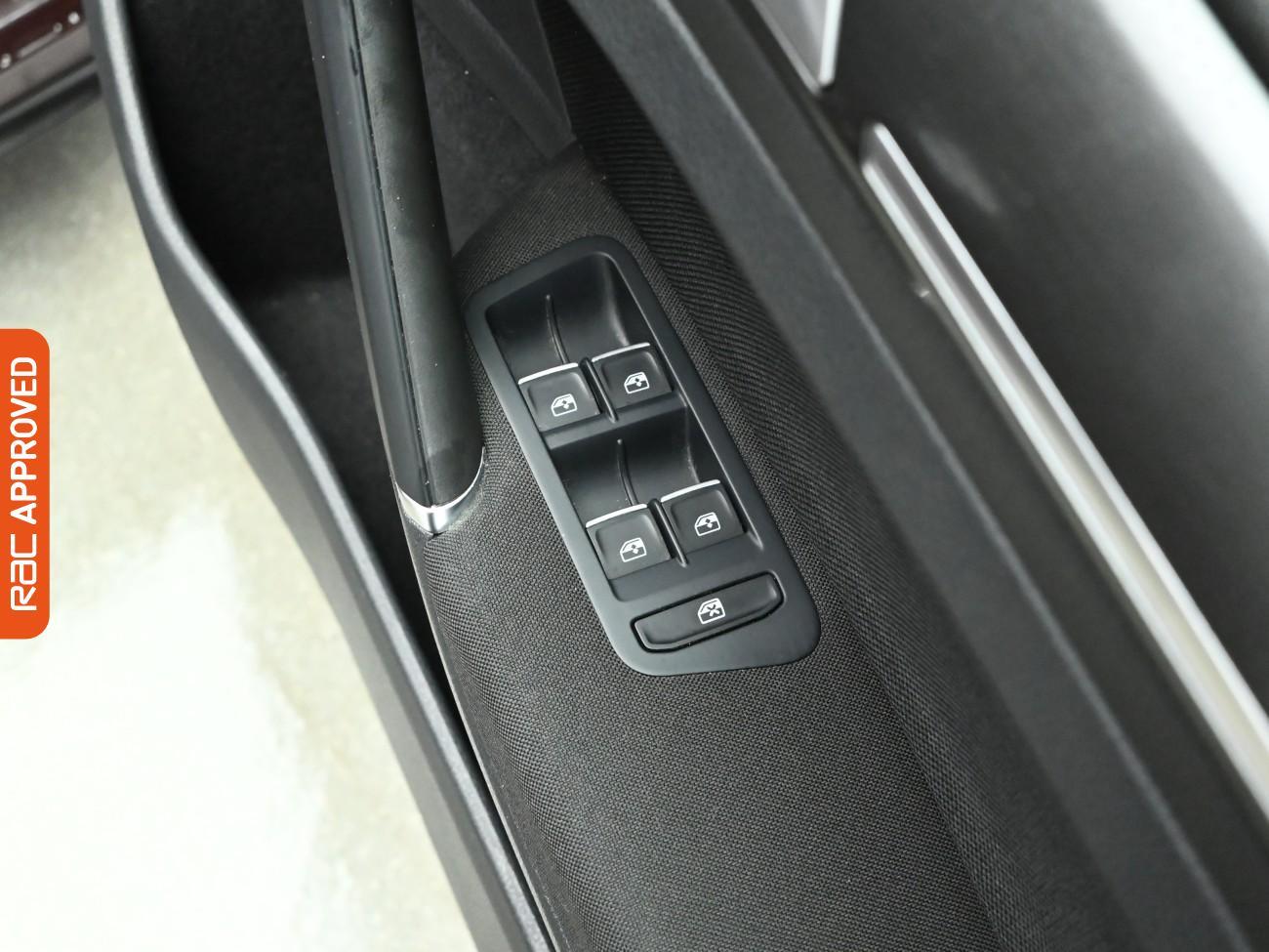 Used Volkswagen Golf 2018 for sale - 77421628: Photo 23