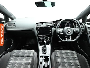 Used Volkswagen Golf 2018 for sale - 77421628: Photo