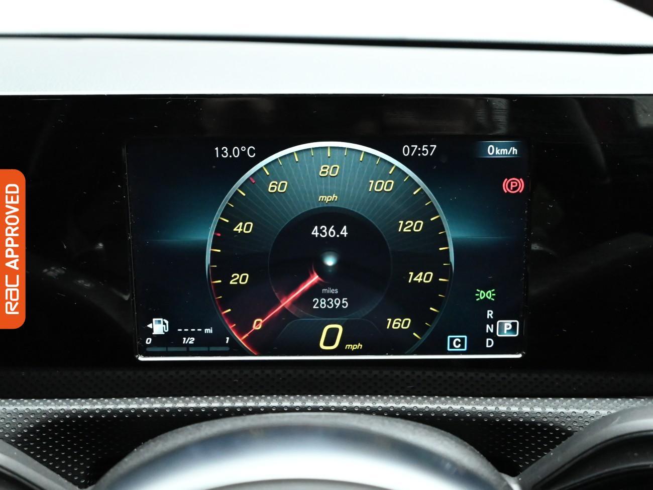 Used Mercedes-Benz A-Class 2018 for sale - 76985237: Photo 11