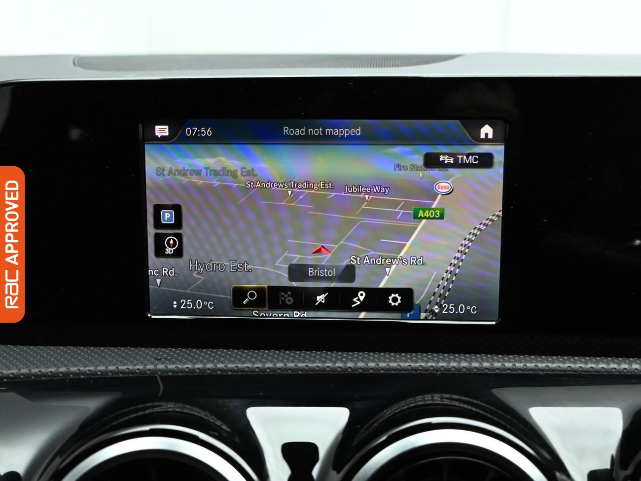 Used Mercedes-Benz A-Class 2018 for sale - 76985237: Photo 3