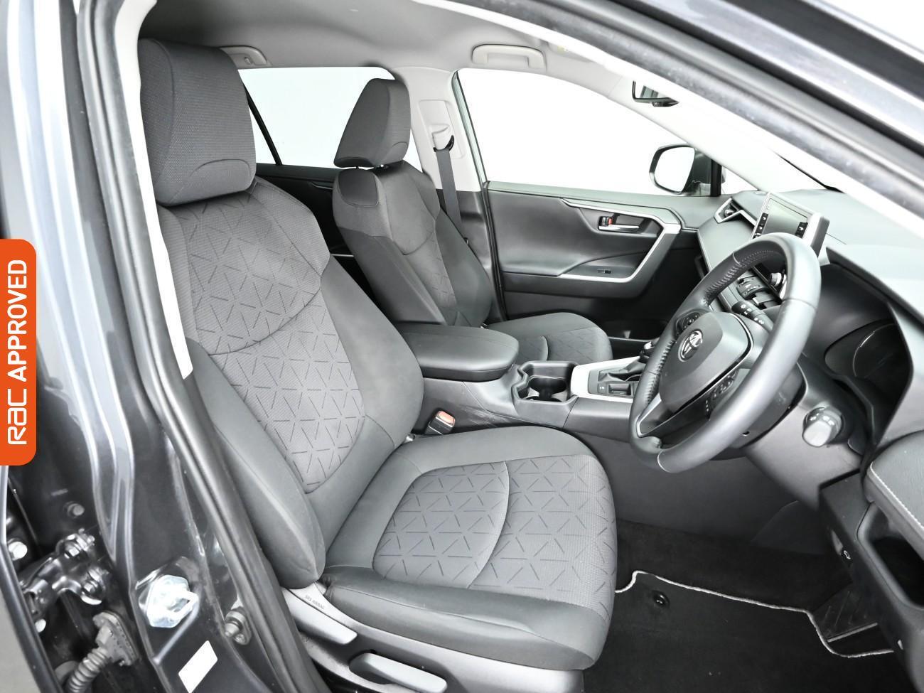 Used Toyota RAV4 2021 for sale - 76739639: Photo 12