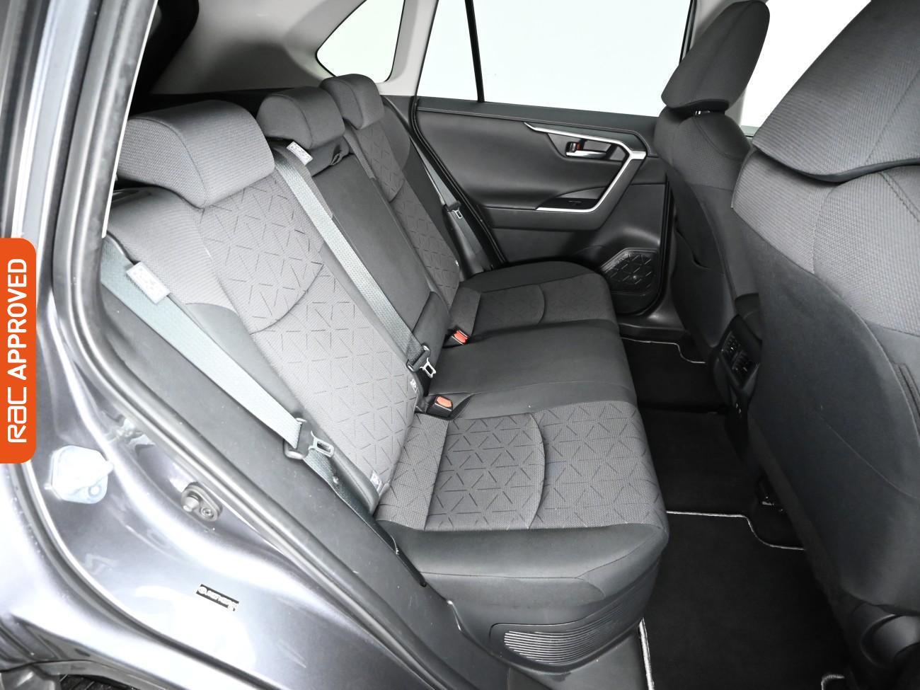 Used Toyota RAV4 2021 for sale - 76739639: Photo 13