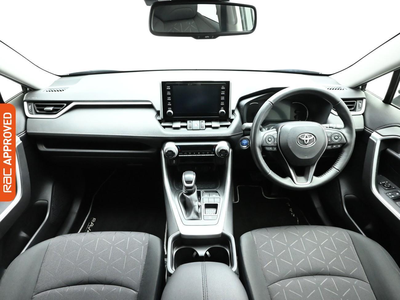 Used Toyota RAV4 2021 for sale - 76739639: Photo 2