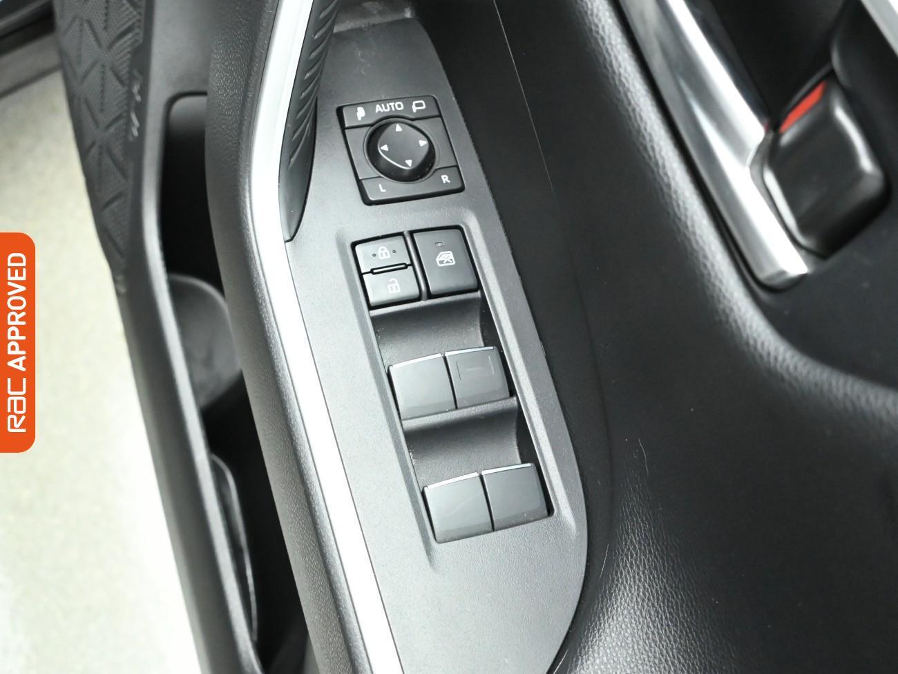 Used Toyota RAV4 2021 for sale - 76739639: Photo 22