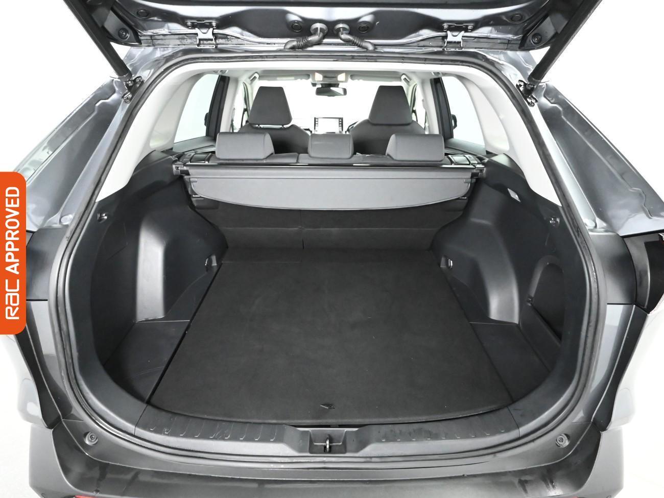 Used Toyota RAV4 2021 for sale - 76739639: Photo 24