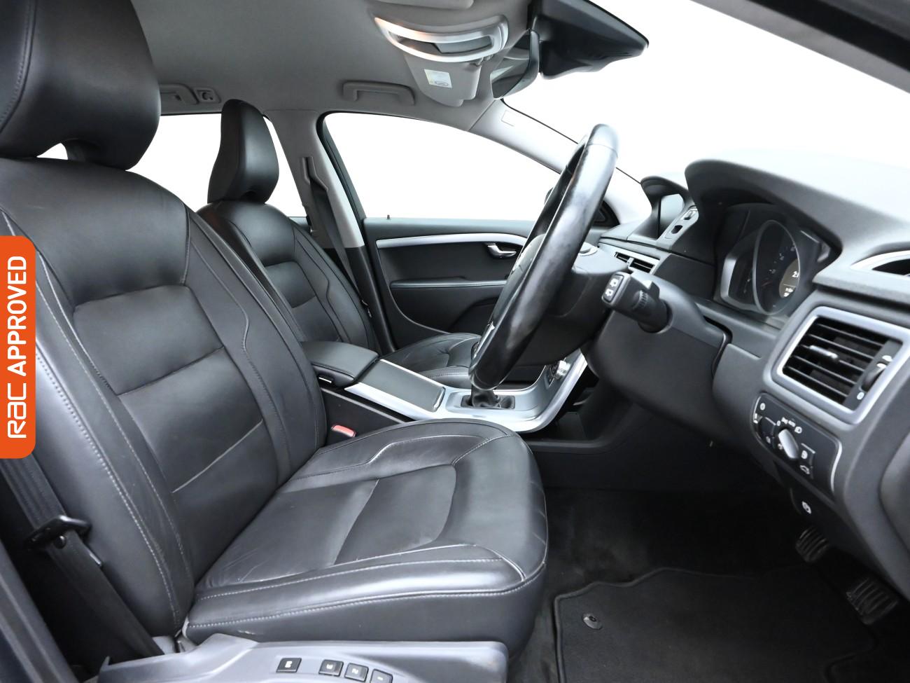 Used Volvo V70 2015 for sale - 76509167: Photo 12