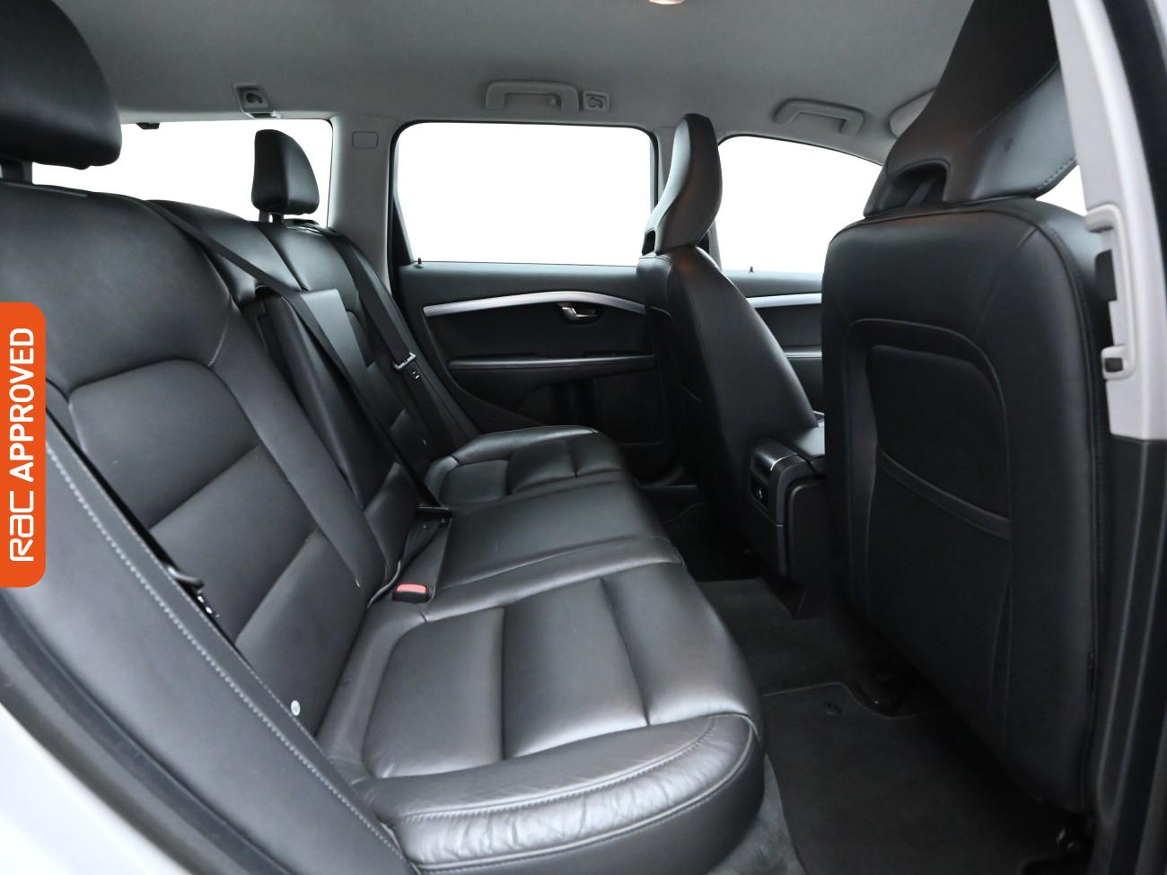 Used Volvo V70 2015 for sale - 76509167: Photo 13