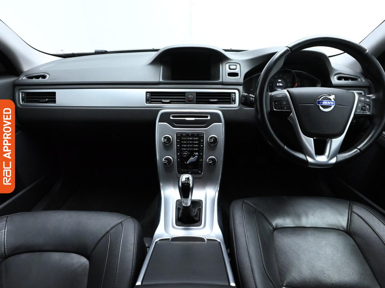 Used Volvo V70 2015 for sale - 76509167: Photo 2