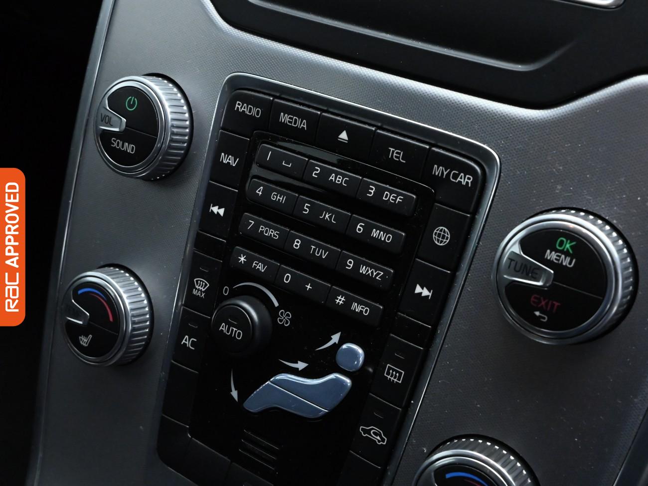 Used Volvo V70 2015 for sale - 76509167: Photo 21