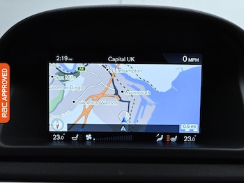 Used Volvo V70 2015 for sale - 76509167: Photo