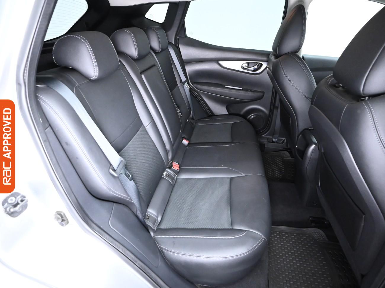 Used Nissan Qashqai 2017 for sale - 75932834: Photo 13