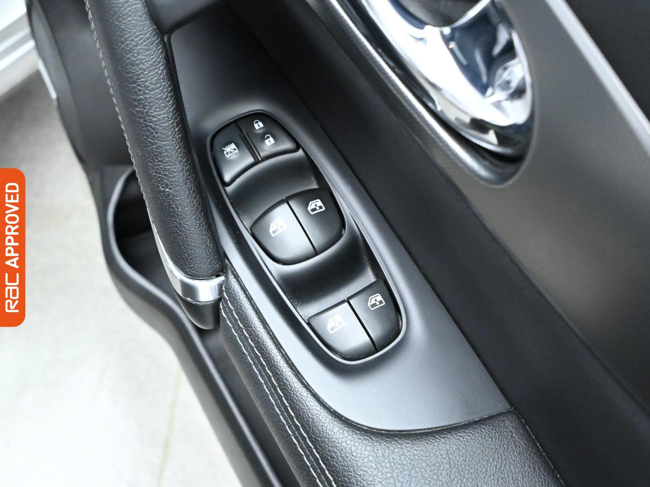 Used Nissan Qashqai 2017 for sale - 75932834: Photo 25