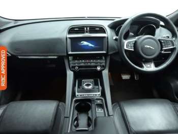 Used Jaguar F-Pace 2019 for sale - 74050007: Photo