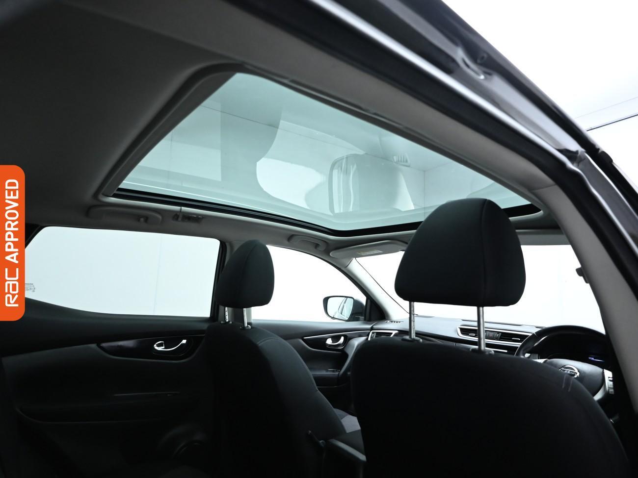 Used Nissan Qashqai 2015 for sale - 77000791: Photo 3