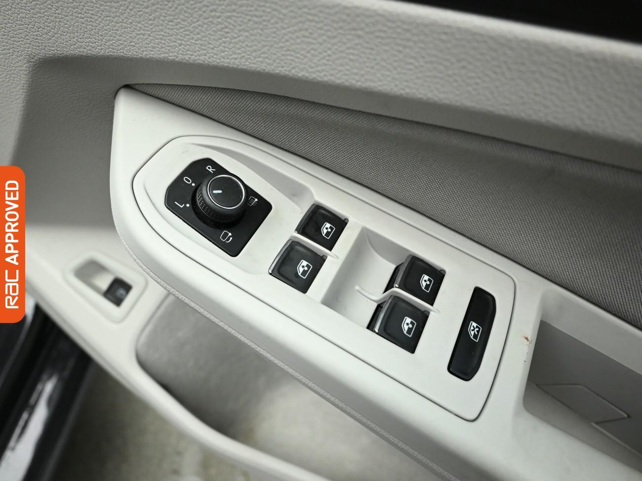 Used Volkswagen Golf 2022 for sale - 77037479: Photo 24