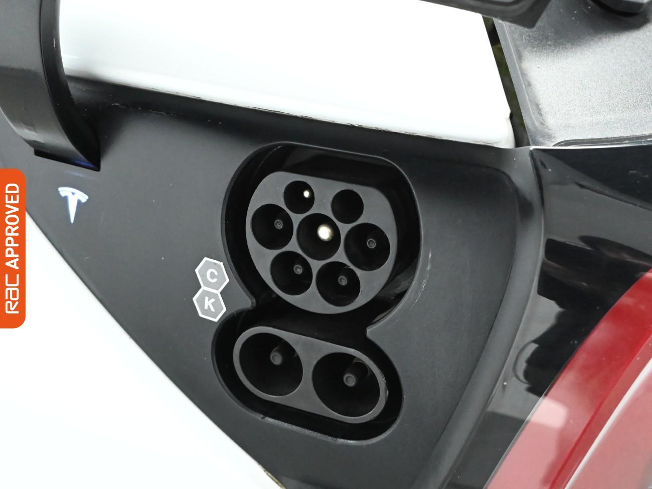 Used Tesla Model 3 2021 for sale - 76782944: Photo 28