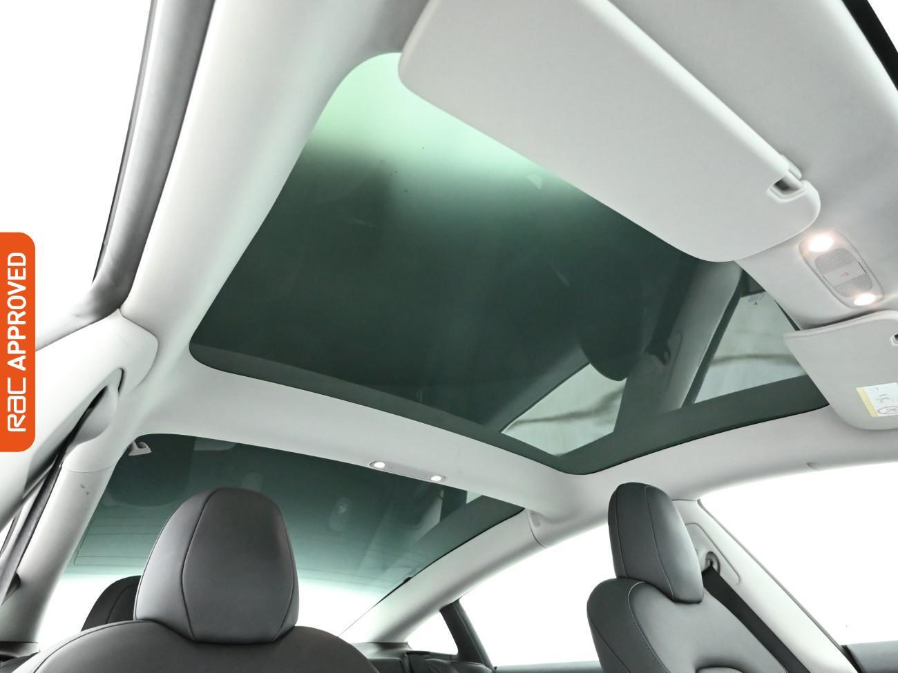 Used Tesla Model 3 2021 for sale - 76782944: Photo 3