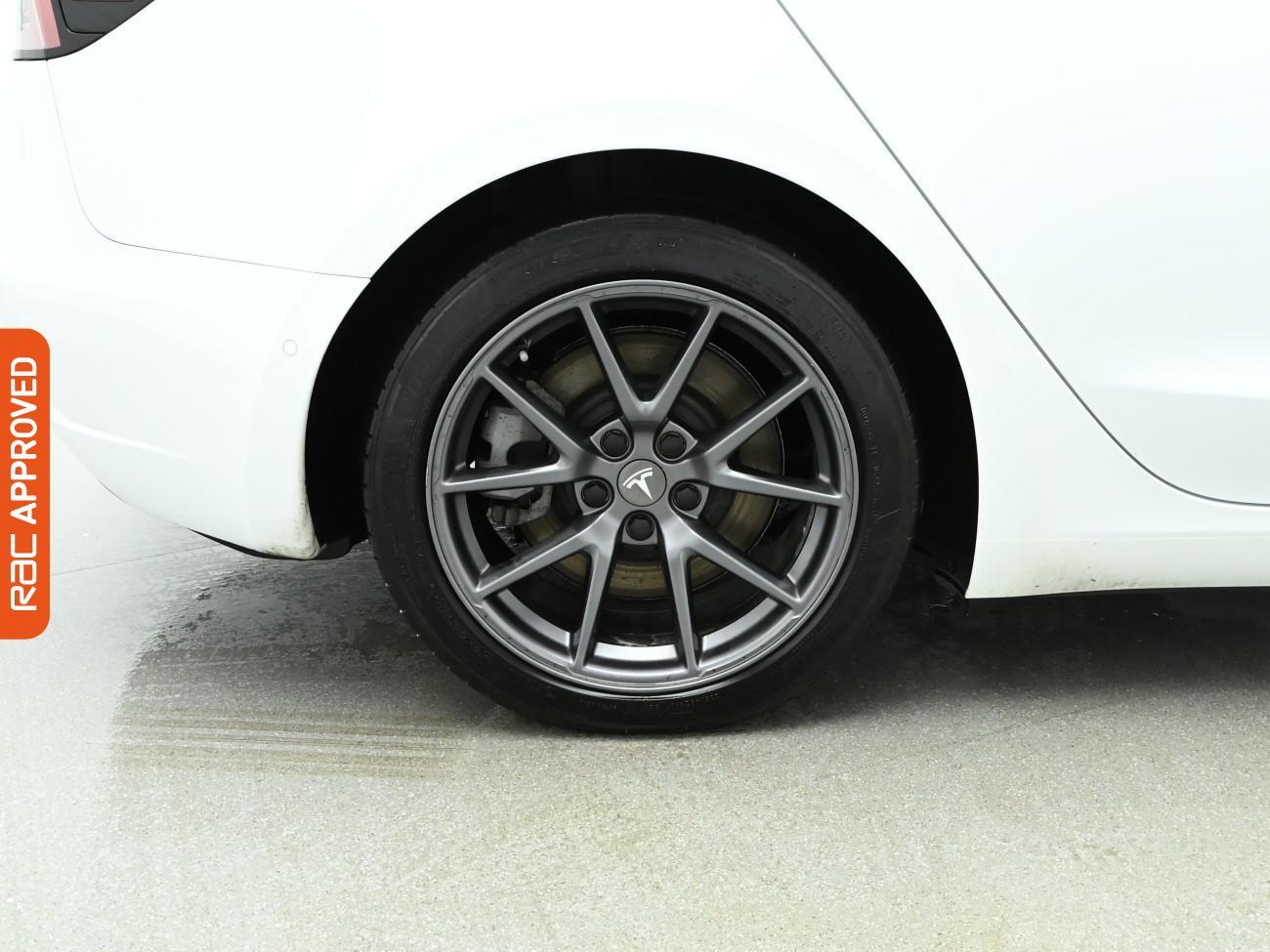 Used Tesla Model 3 2021 for sale - 76782944: Photo 32