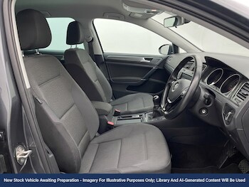 Used Volkswagen Golf 2019 for sale - 78289326: Photo