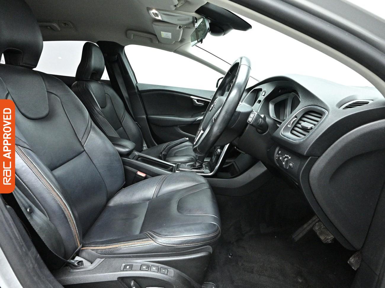 Used Volvo V40 2017 for sale - 78111793: Photo 12