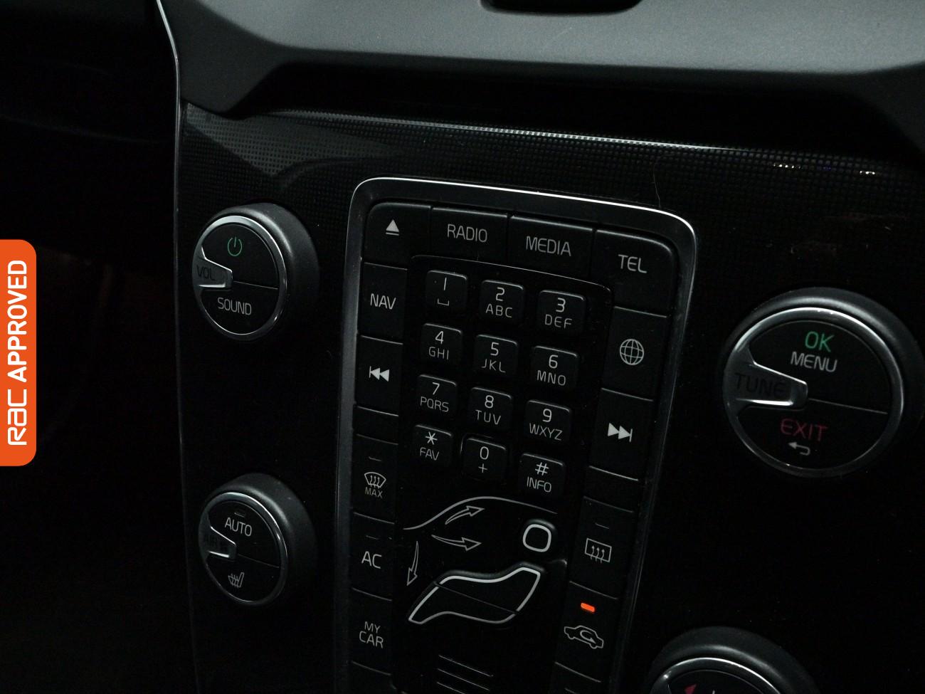 Used Volvo V40 2017 for sale - 78111793: Photo 15