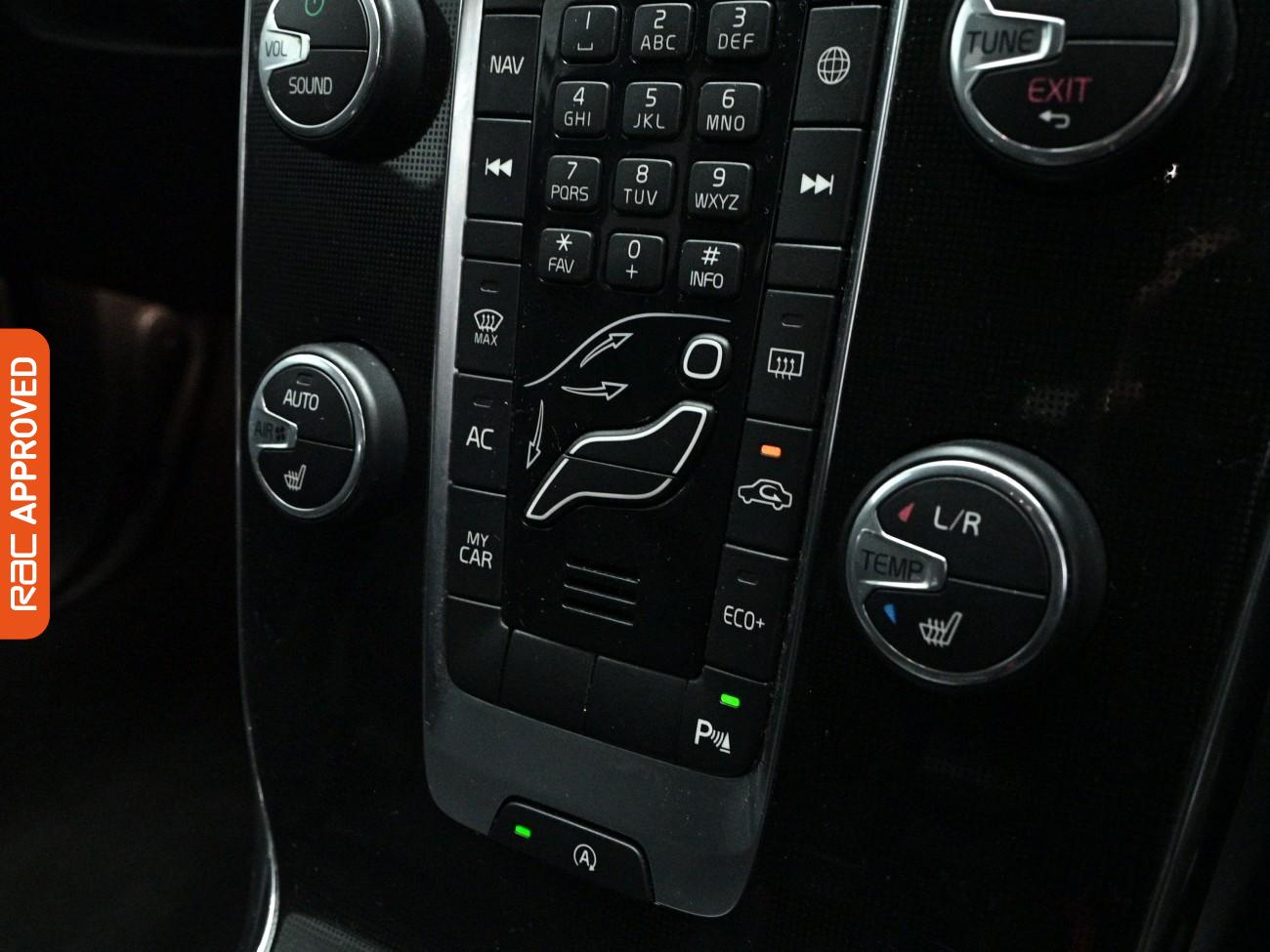 Used Volvo V40 2017 for sale - 78111793: Photo 18