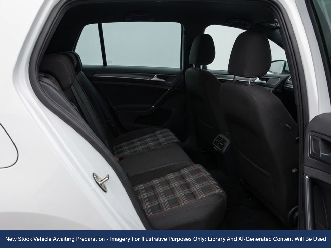 Used Volkswagen Golf 2018 for sale - 77996641: Photo 4