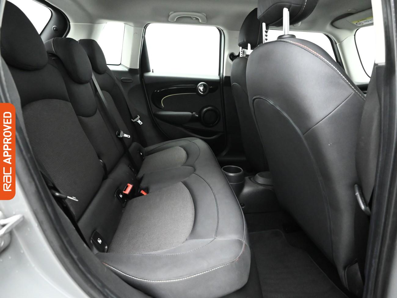 Used MINI Hatch 2021 for sale - 76782979: Photo 13