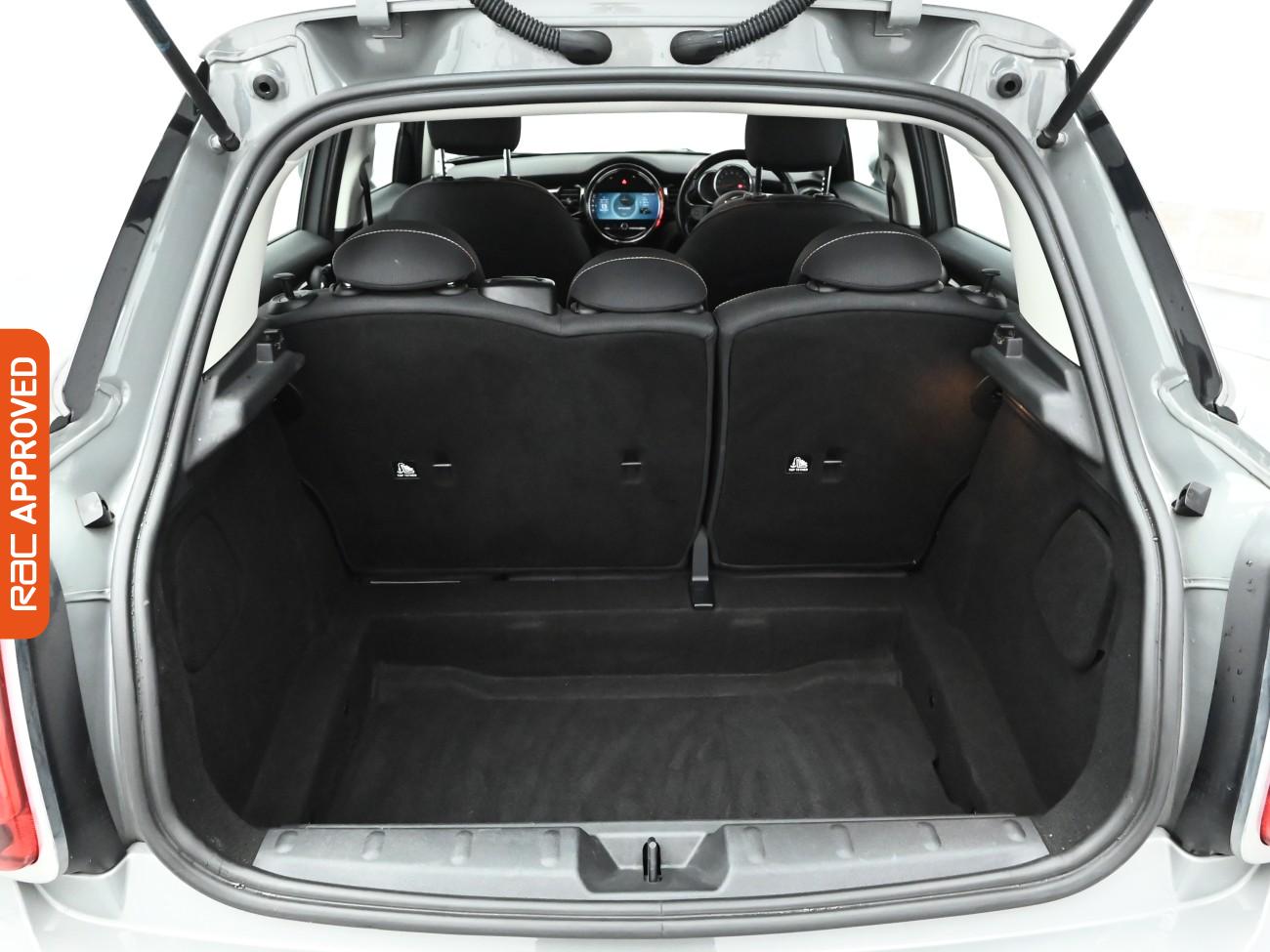 Used MINI Hatch 2021 for sale - 76782979: Photo 26