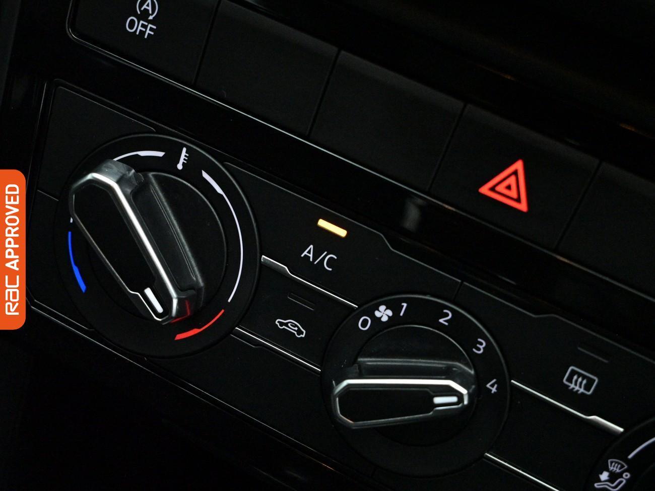 Used Volkswagen T-Cross 2023 for sale - 77946443: Photo 17