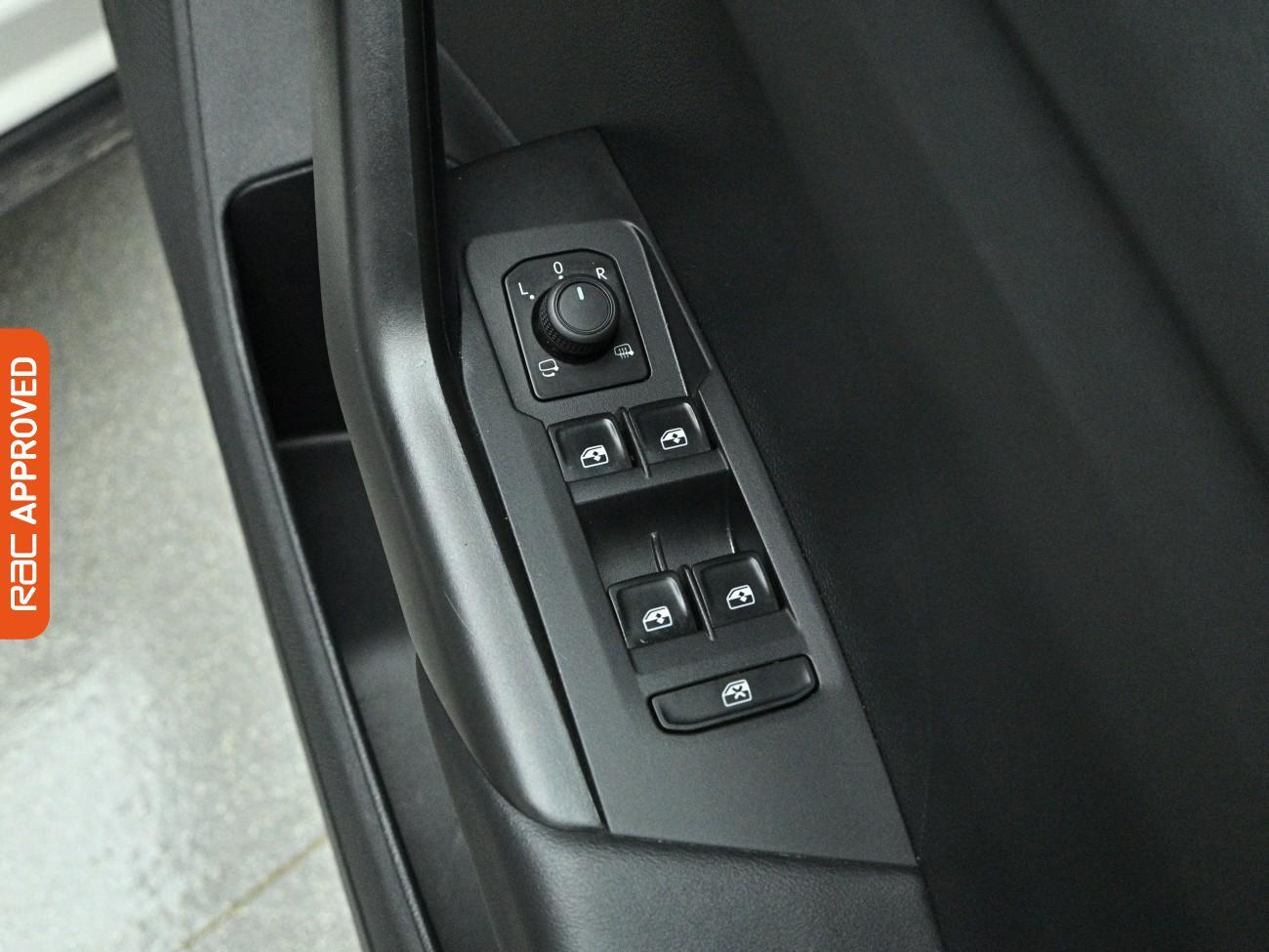 Used Volkswagen T-Cross 2023 for sale - 77946443: Photo 21