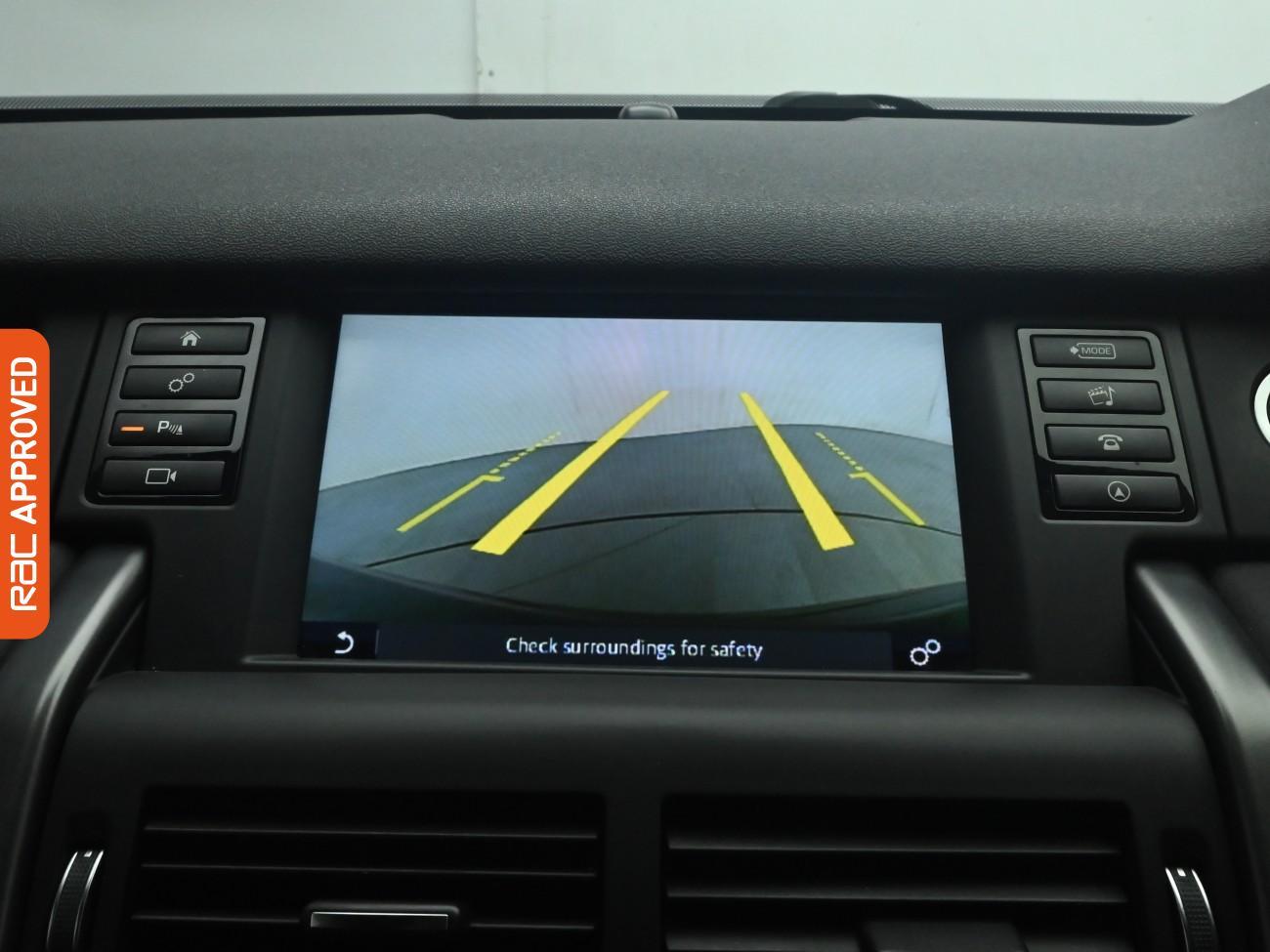 Used Land Rover Discovery Sport 2019 for sale - 77834910: Photo 3