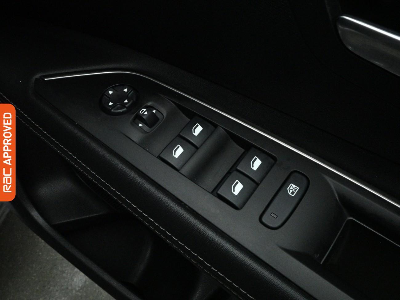 Used Peugeot 3008 2019 for sale - 77849349: Photo 26