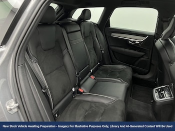 Used Volvo V90 2020 for sale - 78732663: Photo