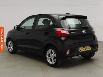 Used Hyundai i10 2023 for sale - 75898652: Photo