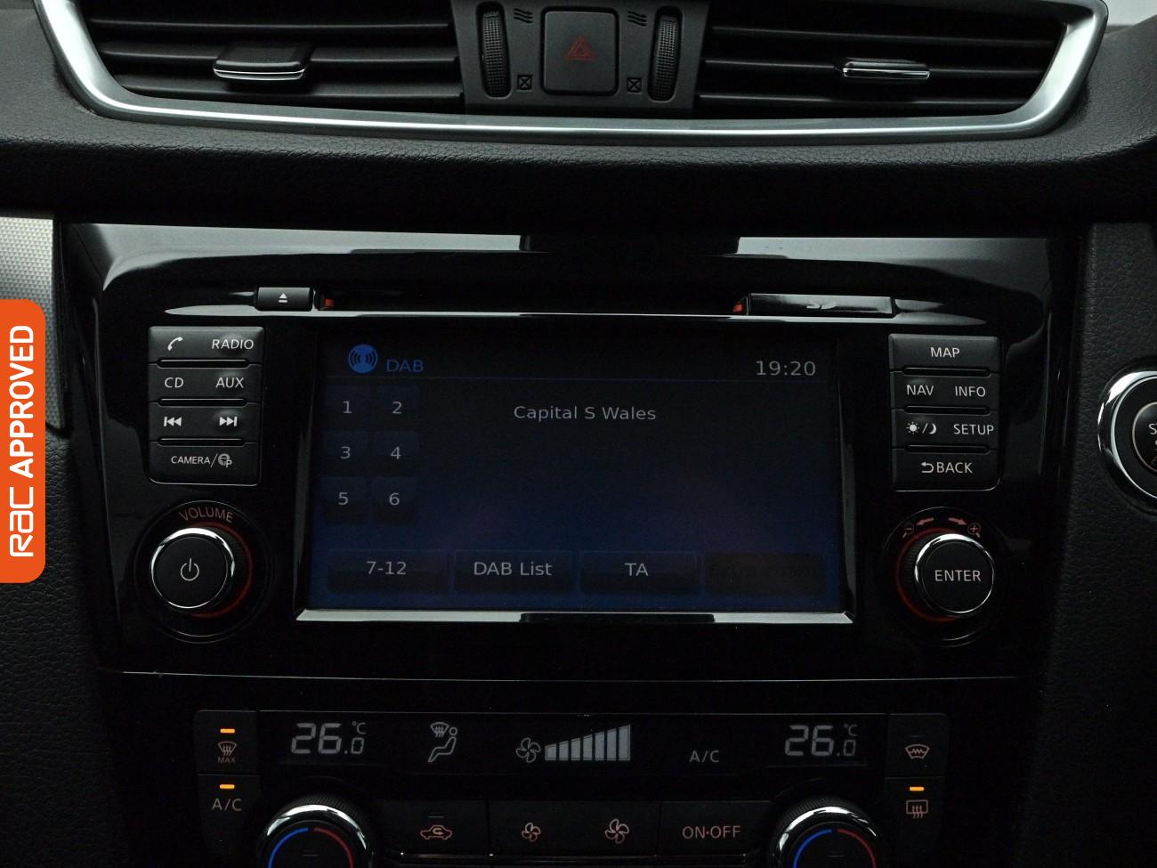 Used Nissan Qashqai 2017 for sale - 78105131: Photo 18