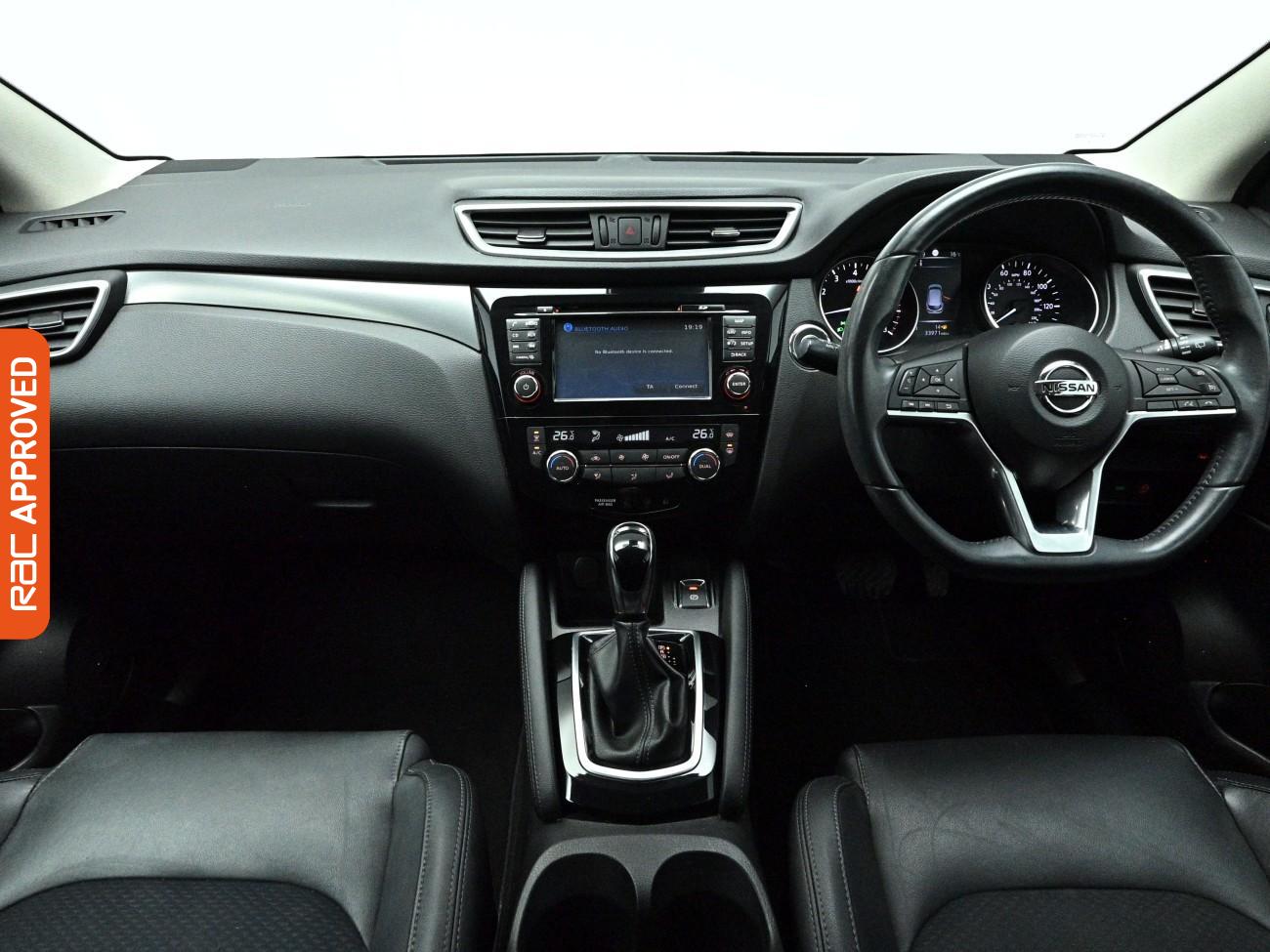 Used Nissan Qashqai 2017 for sale - 78105131: Photo 2